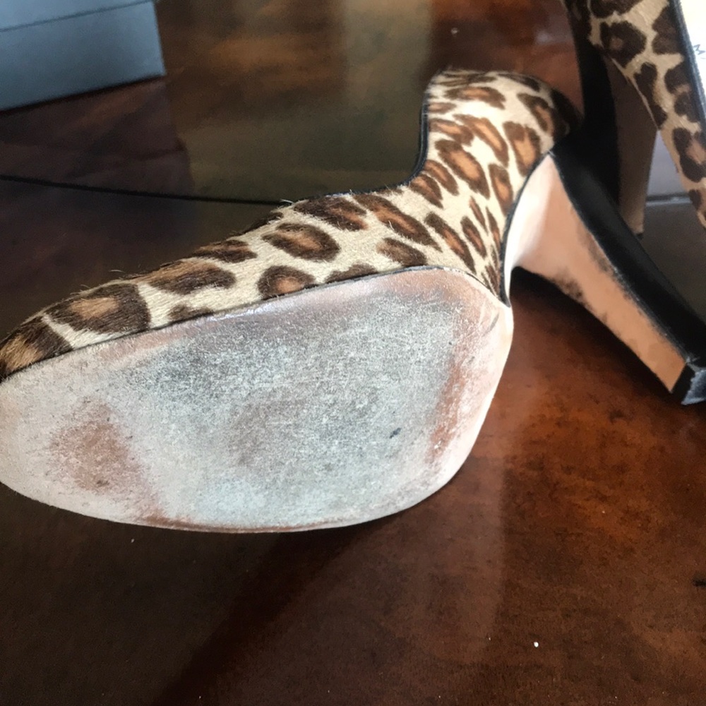 👑Leopard Print Manolos - Picture 4 of 4